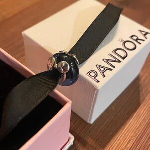 Minnie Mouse blue murano glass charm